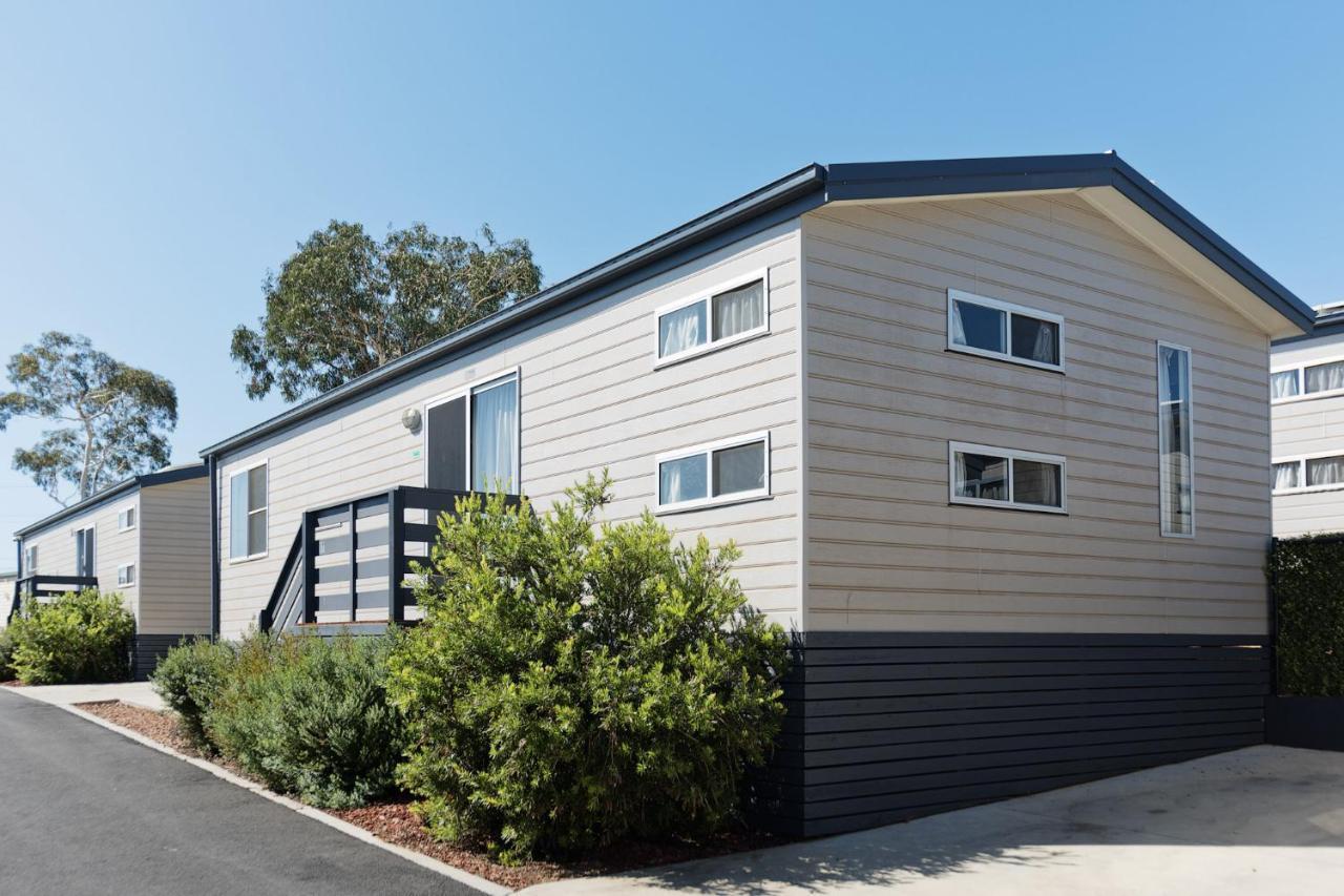 Crestview Tourist Park Hotel Queanbeyan Exterior photo