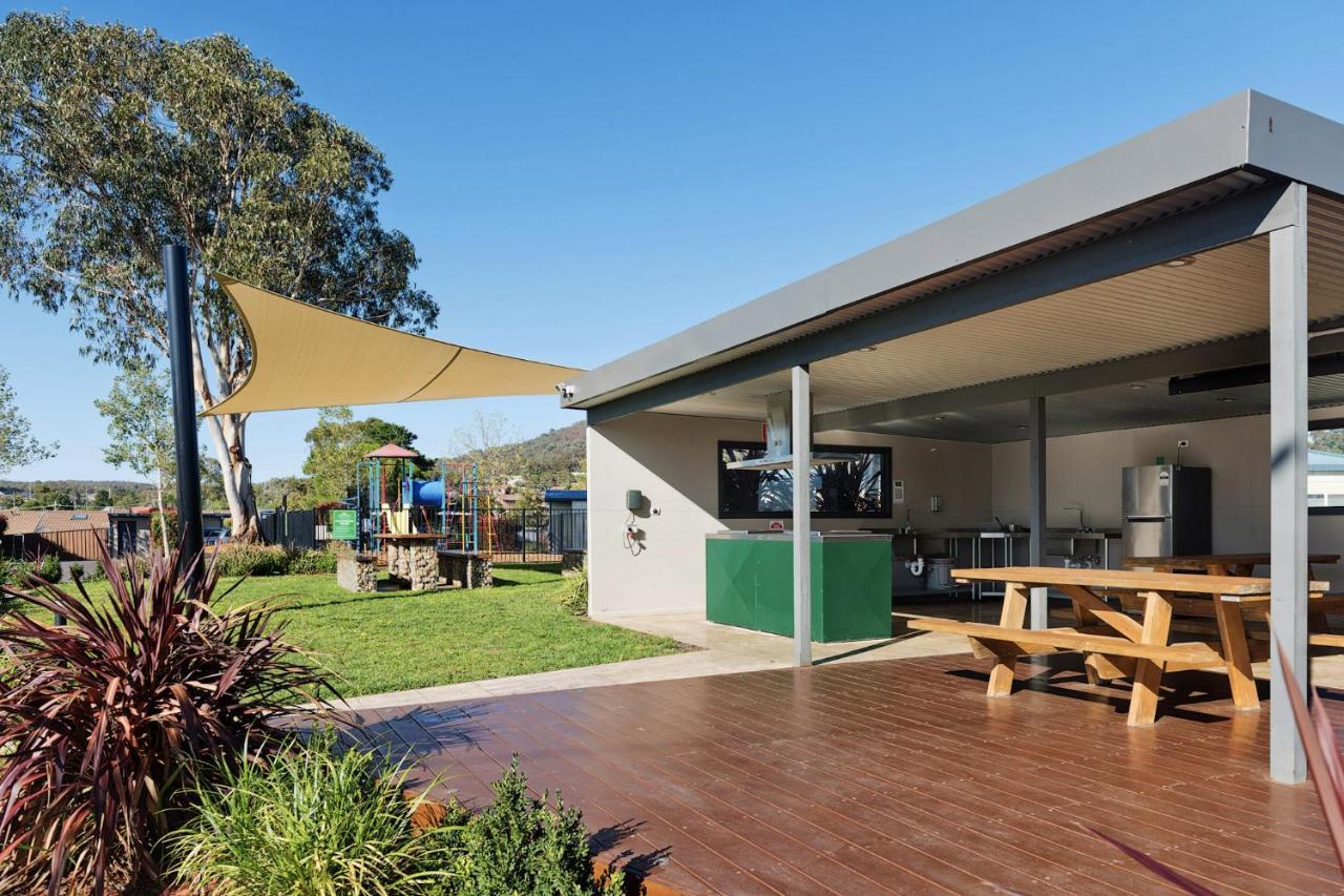 Crestview Tourist Park Hotel Queanbeyan Exterior photo